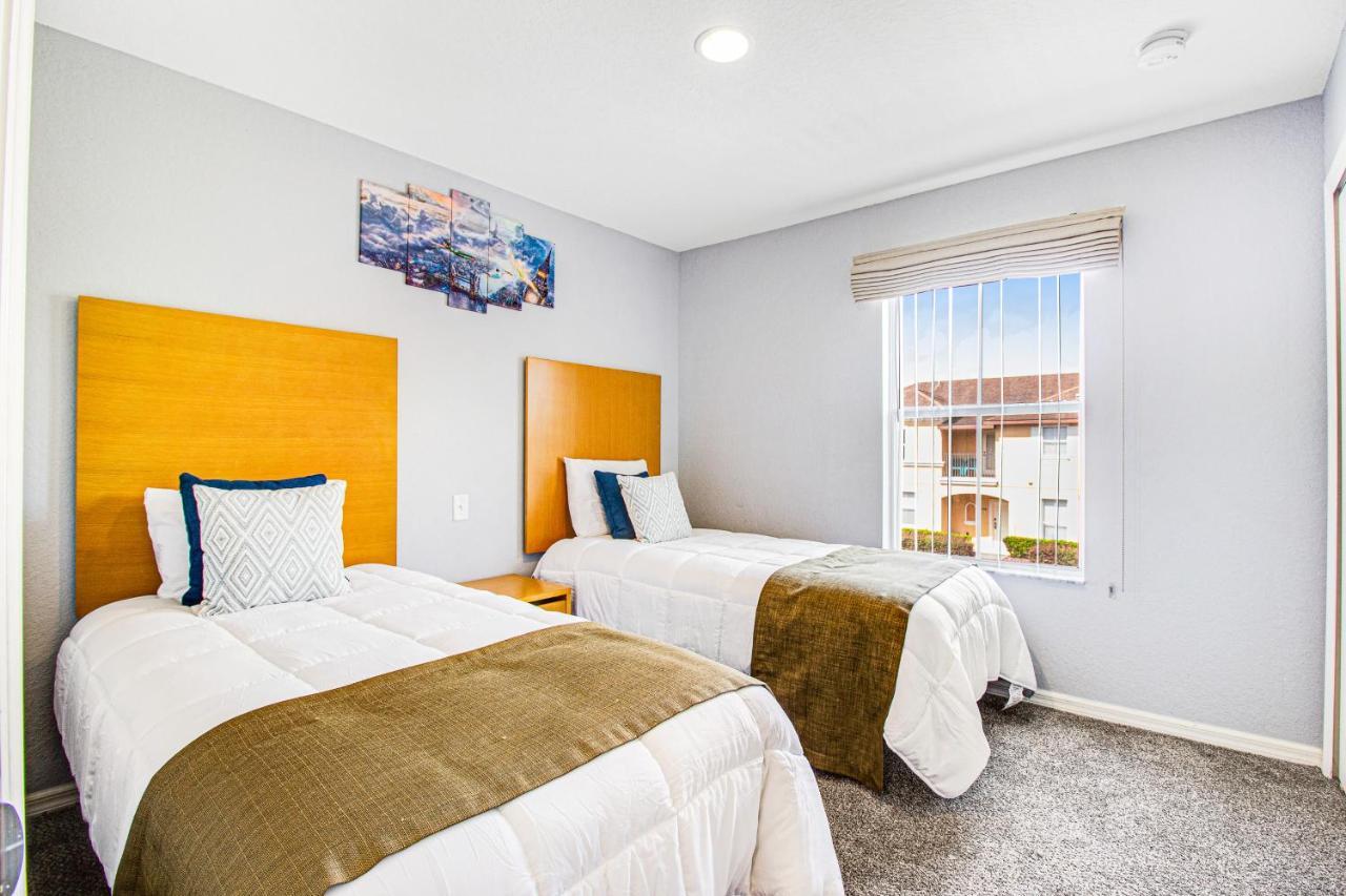 Casa de Férias Modern Retreat At Regal Oaks Orlando